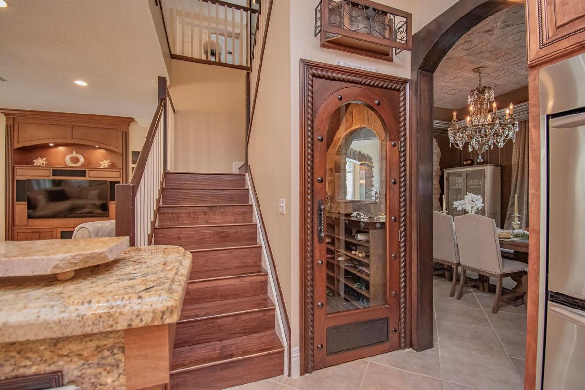 Chandelier, Dining room, Interior, Recessed Lighting