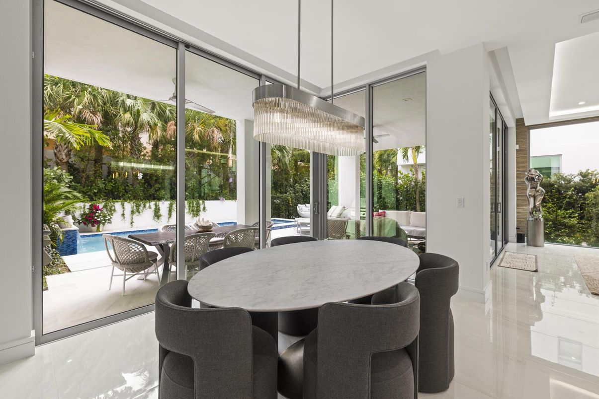 Chandelier, Dining room, Interior, Recessed Lighting