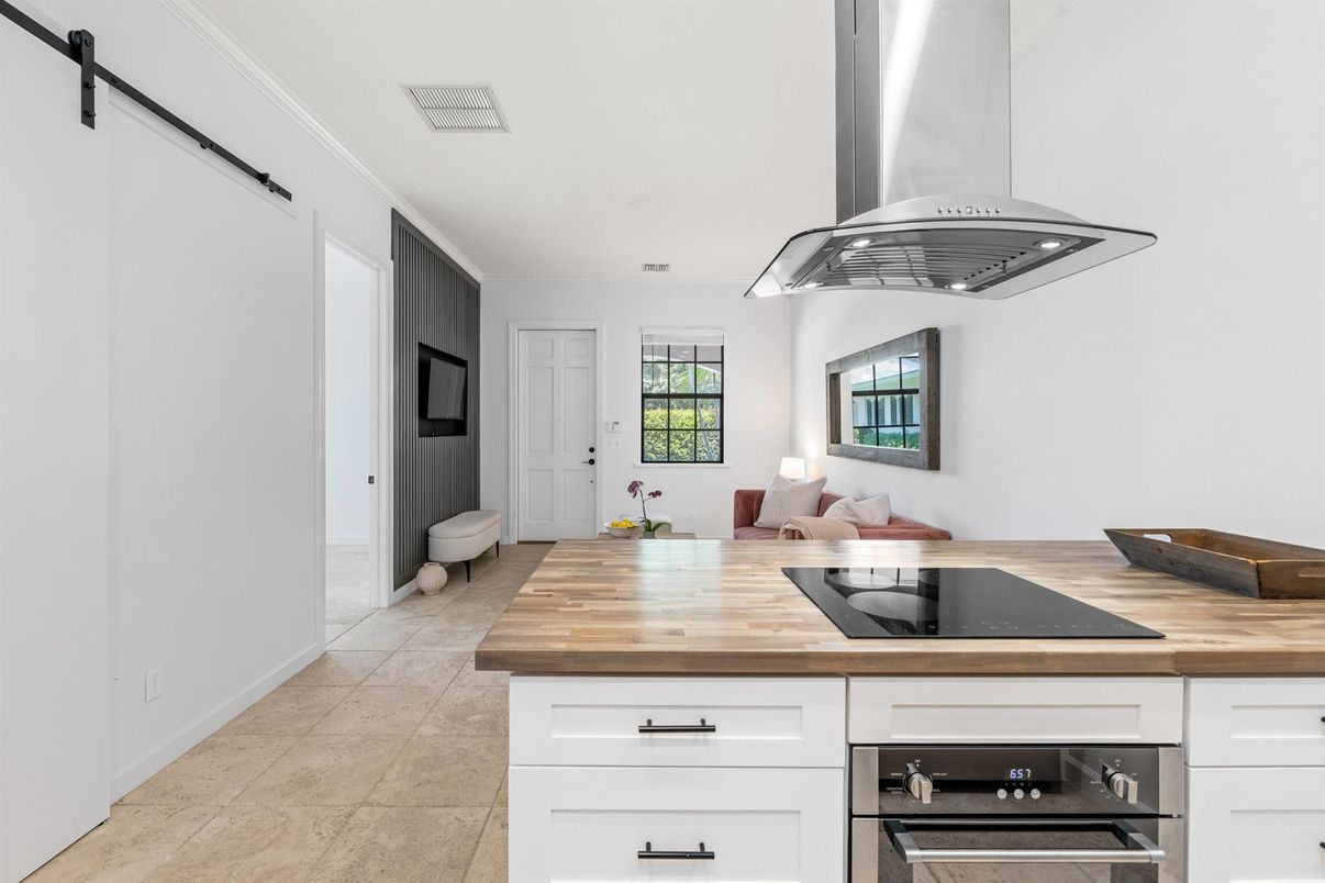 Interior, Kitchen, Stainless Steel Appliances
