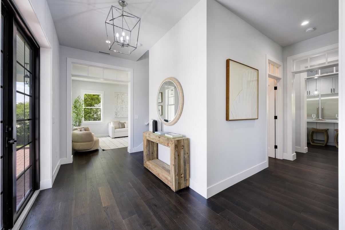 Interior, Pendant Lights, Recessed Lighting, Wood Texture Flooring