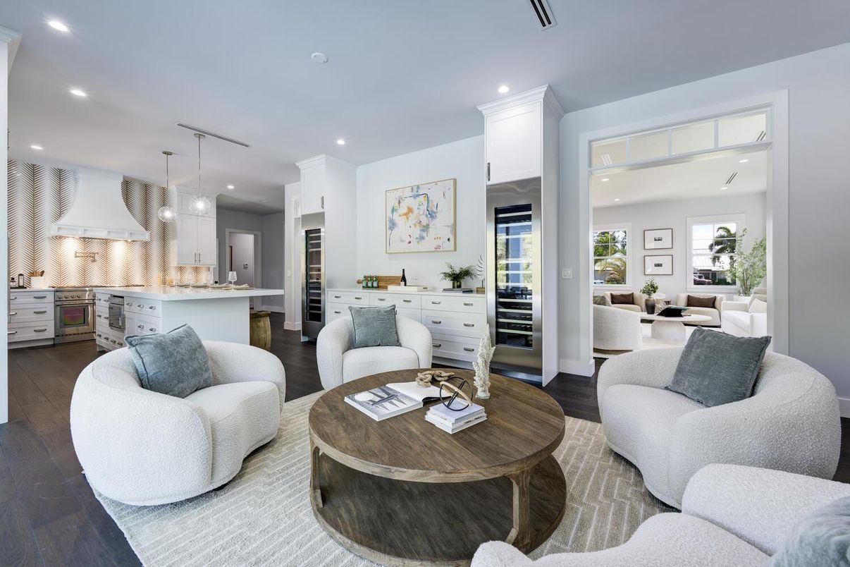 Interior, Kitchen, Living room, Pendant Lights, Recessed Lighting, Wood Texture Flooring