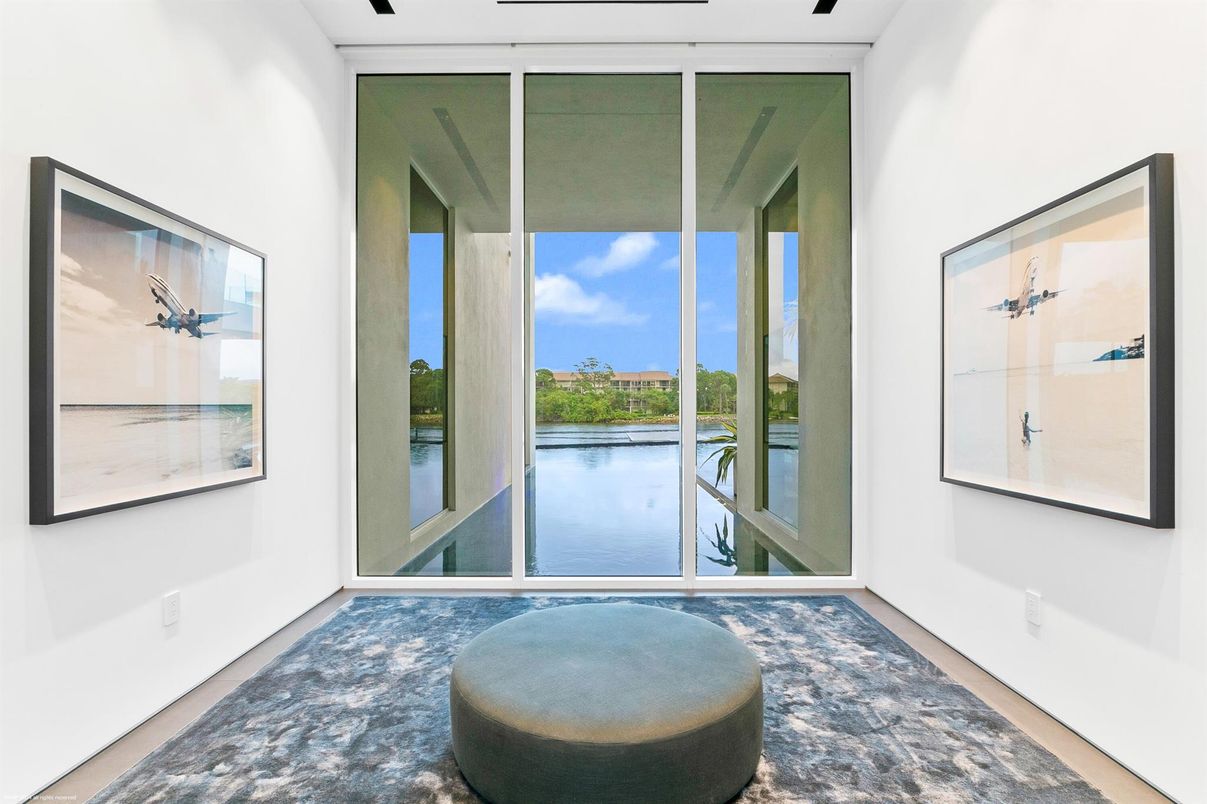 Interior, Water
