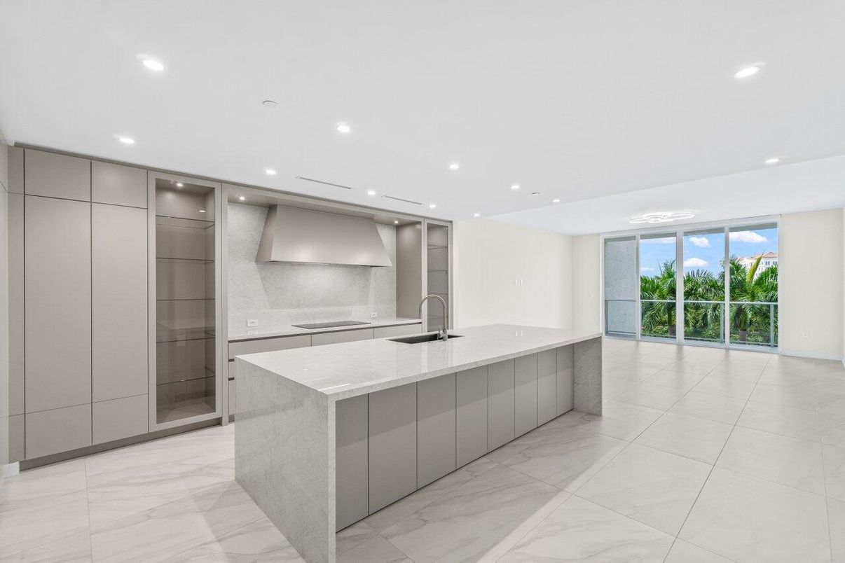 Interior, Kitchen, Marble, Recessed Lighting