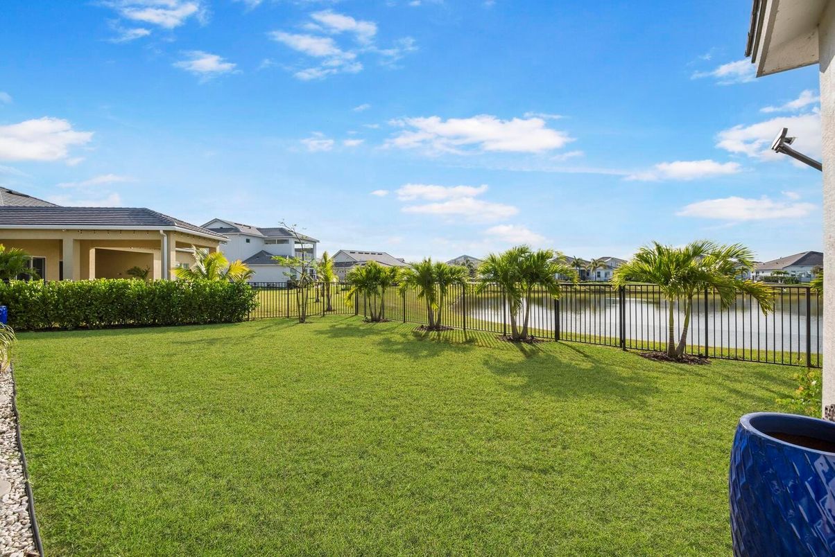 Backyard, Exterior, Water