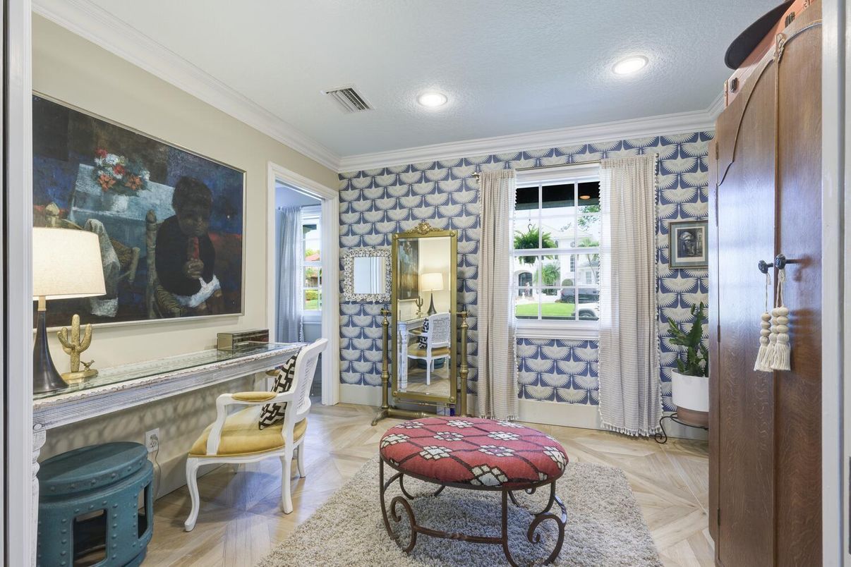 Home Office, Interior, Recessed Lighting, Wood Texture Flooring