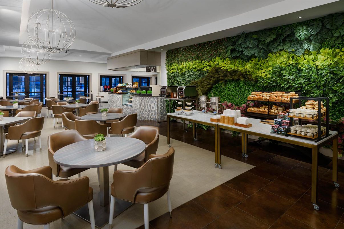 Dining room, Interior, Pendant Lights, Recessed Lighting