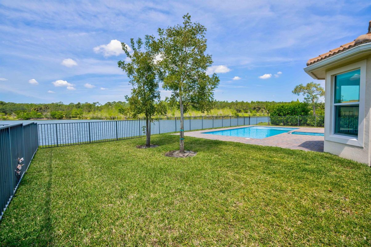 Backyard, Exterior, Pool, Water