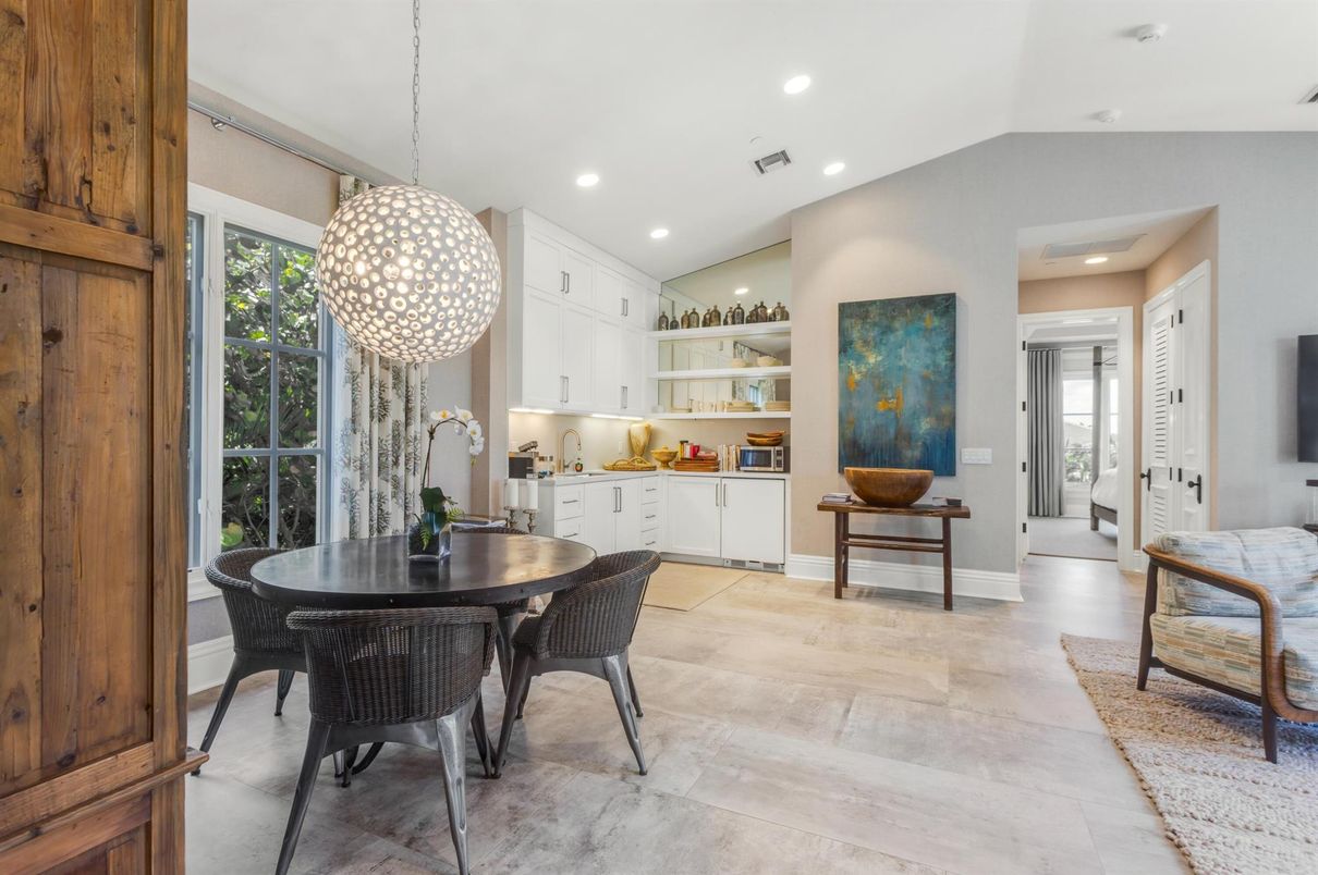 Dining room, Interior, Kitchen, Pendant Lights, Recessed Lighting
