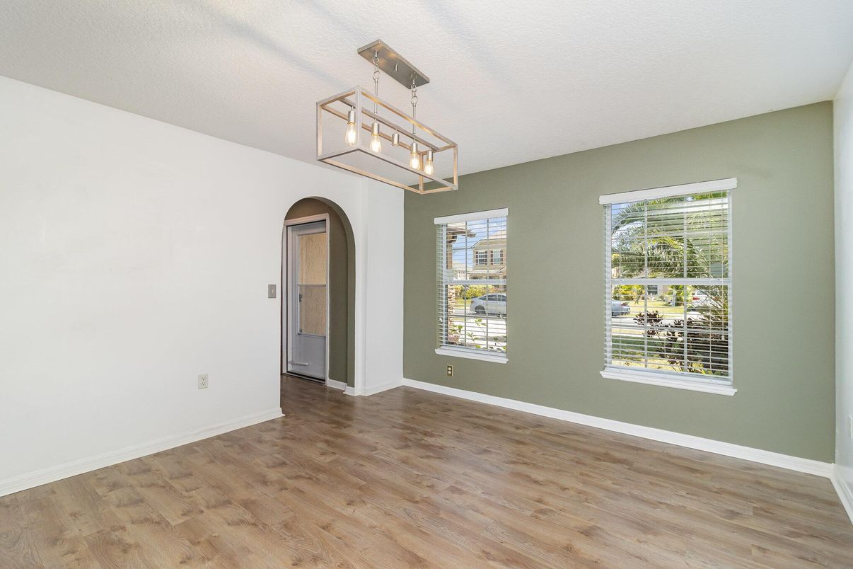 Empty room, Interior, Pendant Lights, Wood Texture Flooring