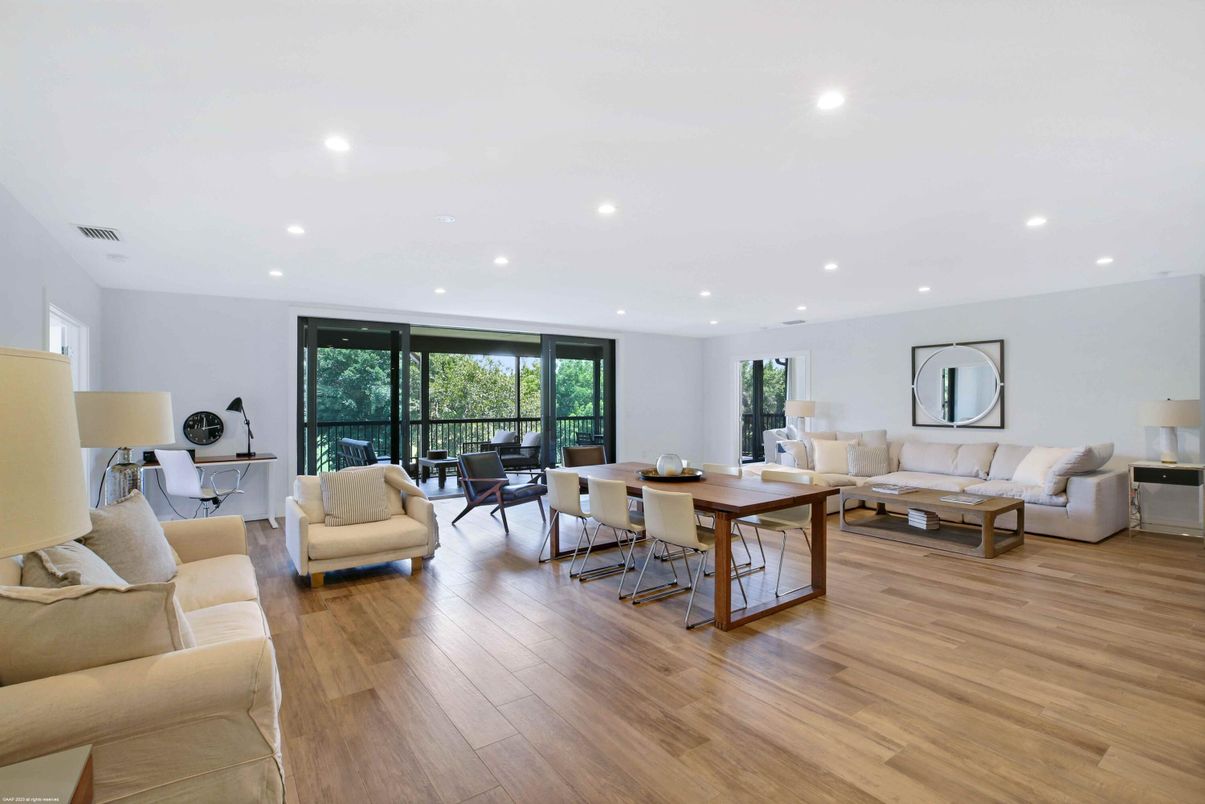 Dining room, Interior, Living room, Recessed Lighting, Wood Texture Flooring