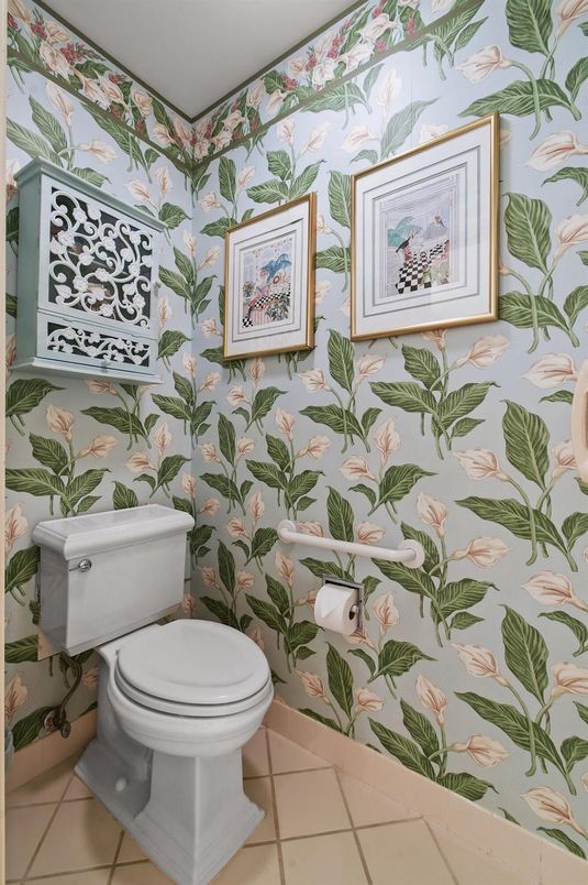 Bathroom, Interior