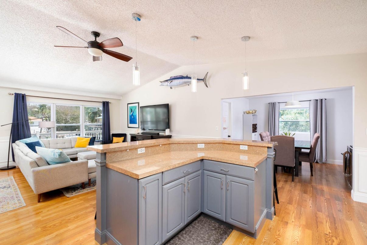 Dining room, Interior, Living room, Pendant Lights, Wood Texture Flooring