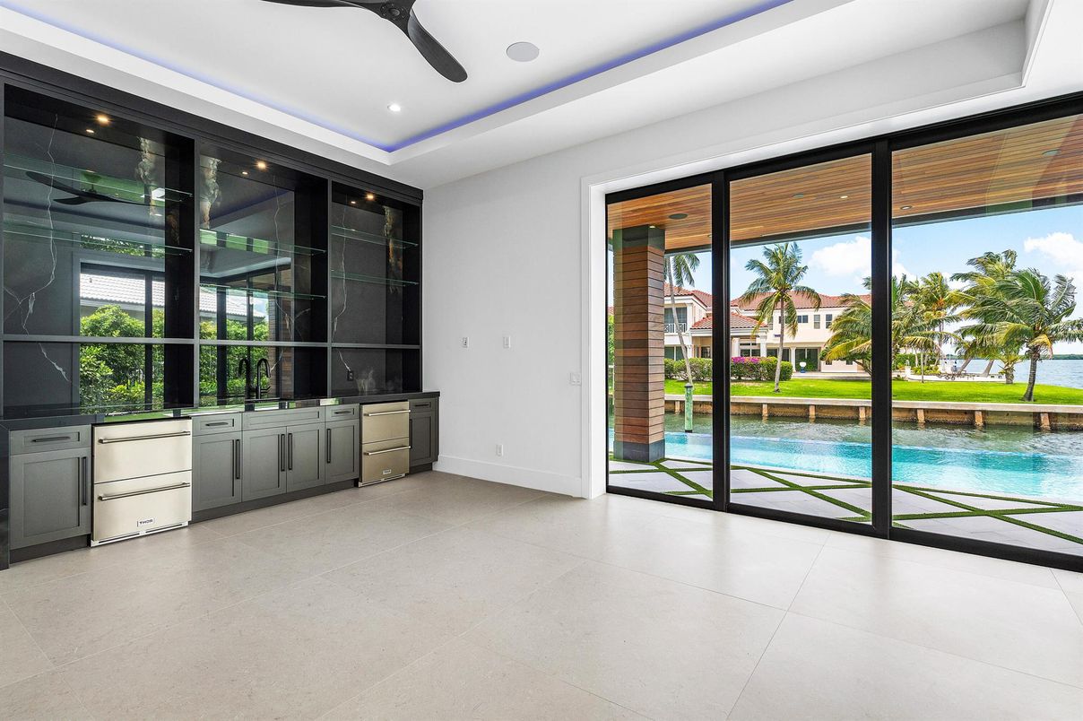 Interior, Recessed Lighting, Water