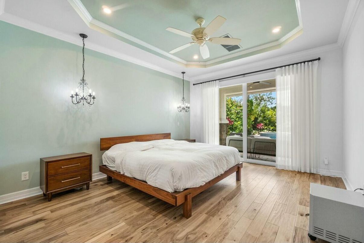 Bedroom, Chandelier, Interior, Pendant Lights, Recessed Lighting, Wood Texture Flooring