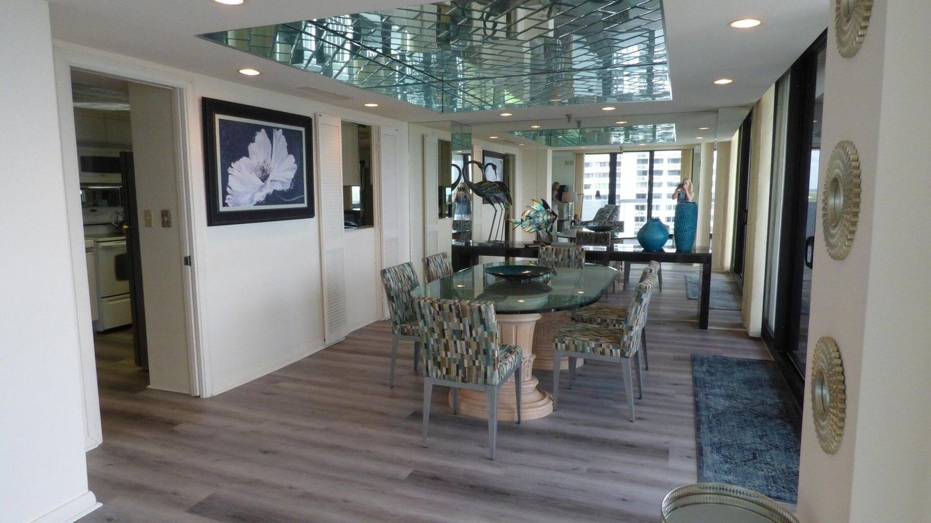Dining room, Interior, Recessed Lighting, Wood Texture Flooring
