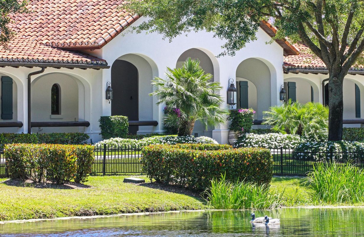 Exterior, Water