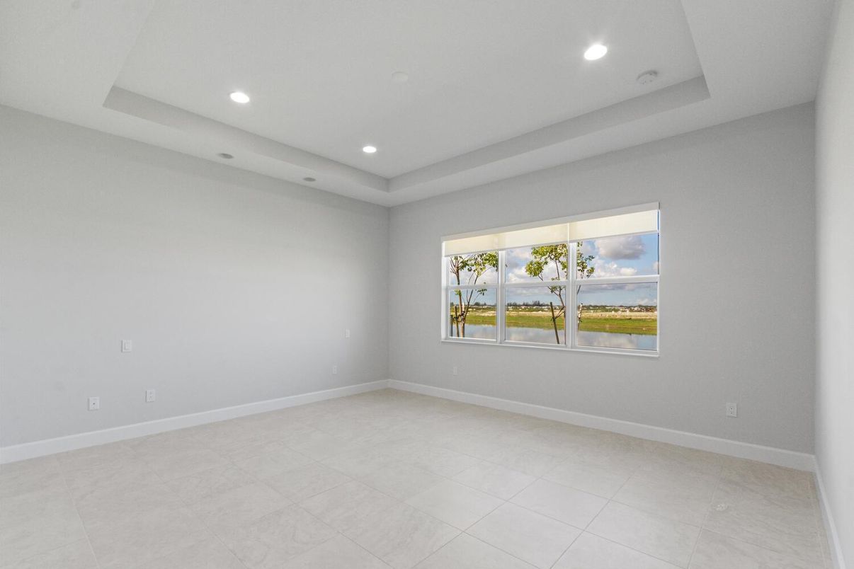 Empty room, Interior, Recessed Lighting, Water