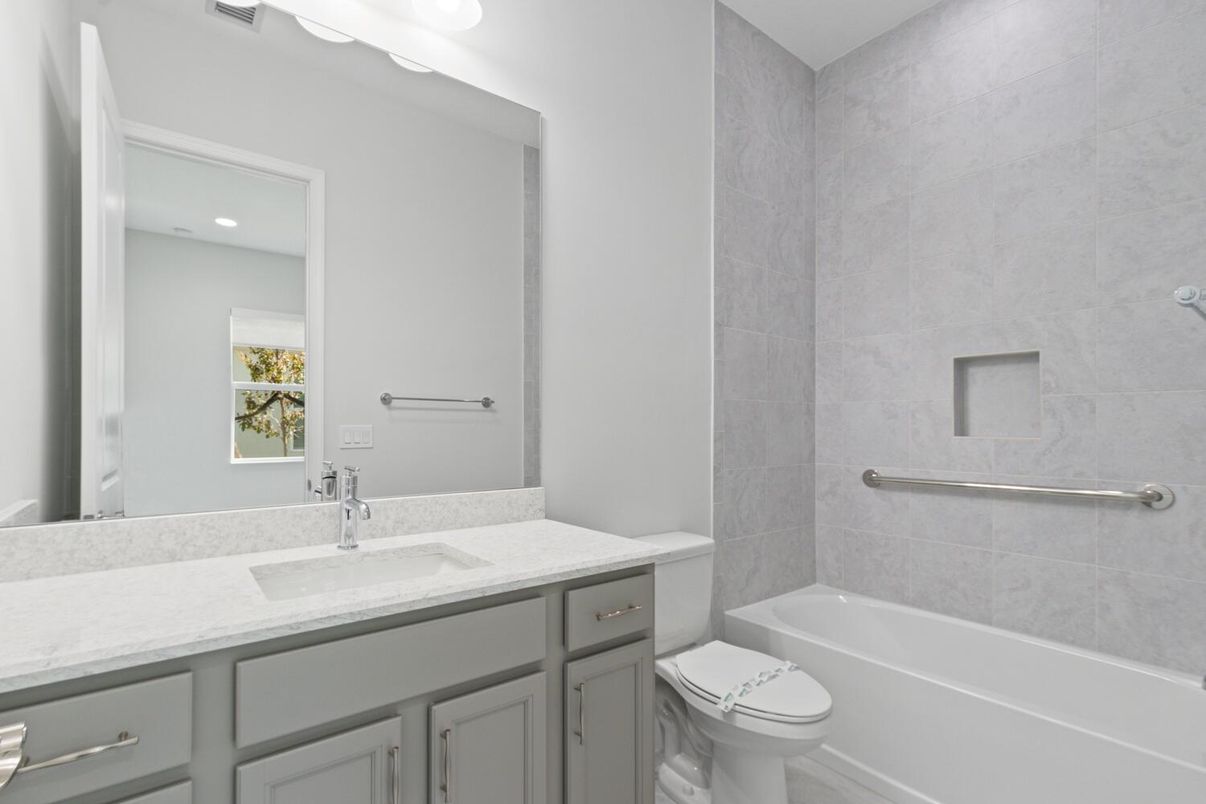 Bathroom, Interior, Recessed Lighting