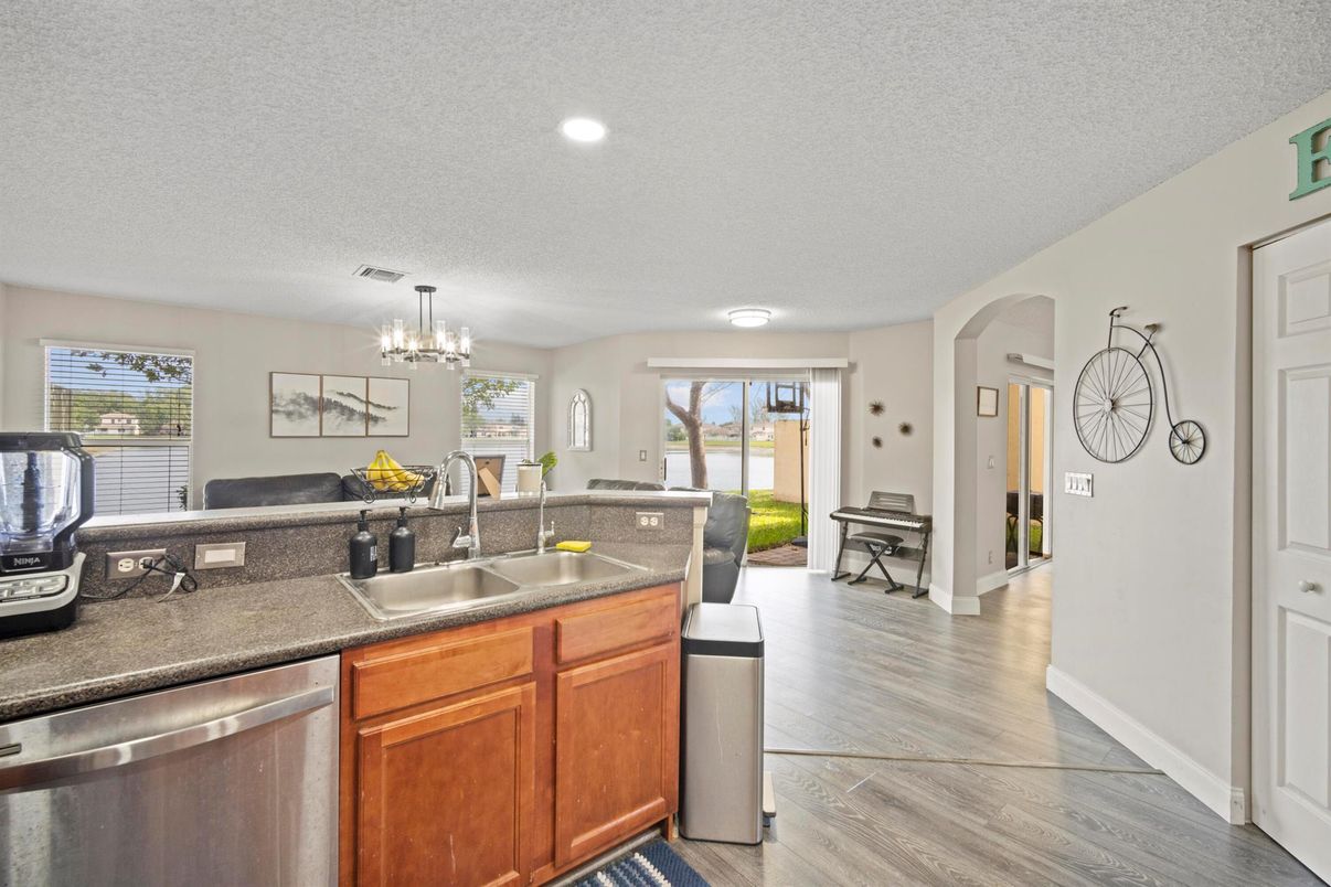 Chandelier, Dining room, Interior, Kitchen, Recessed Lighting, Wood Texture Flooring