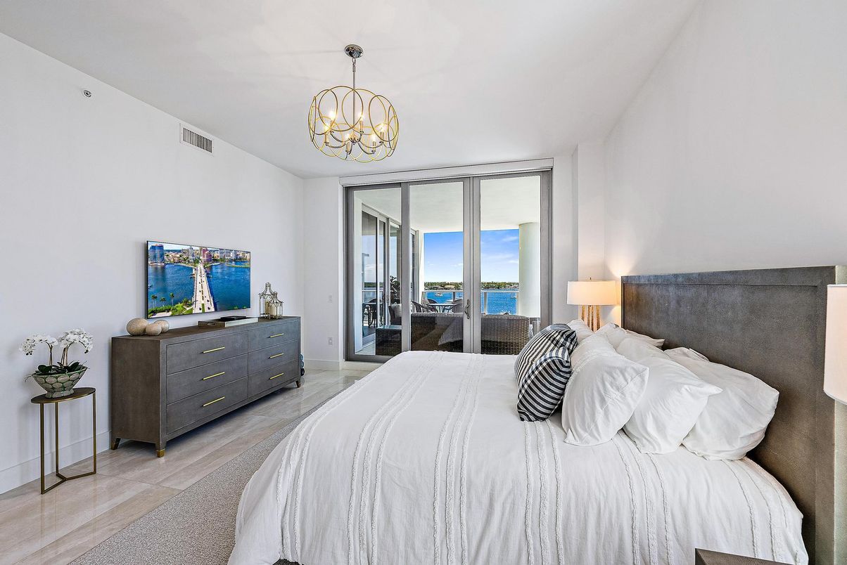 Bedroom, Chandelier, Interior, Water, Wood Texture Flooring