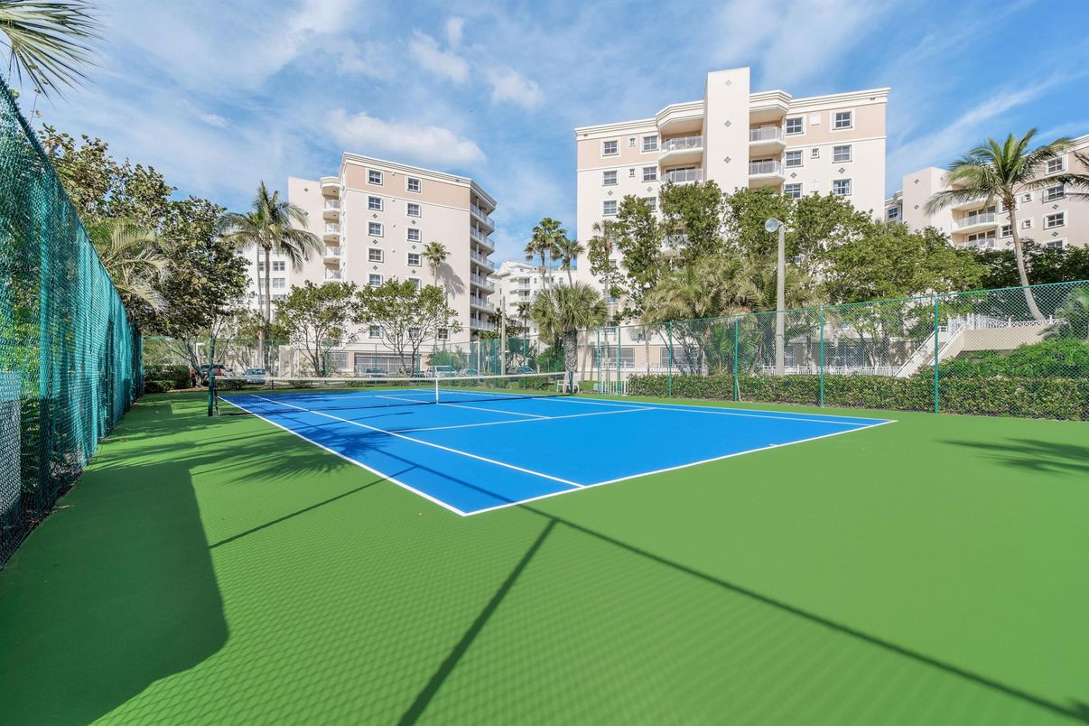 Exterior, Tennis Courts