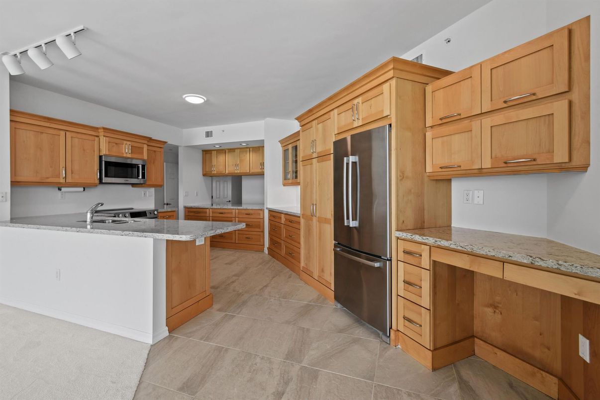 Interior, Kitchen, Recessed Lighting