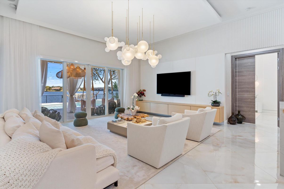 Interior, Living room, Pendant Lights, Water