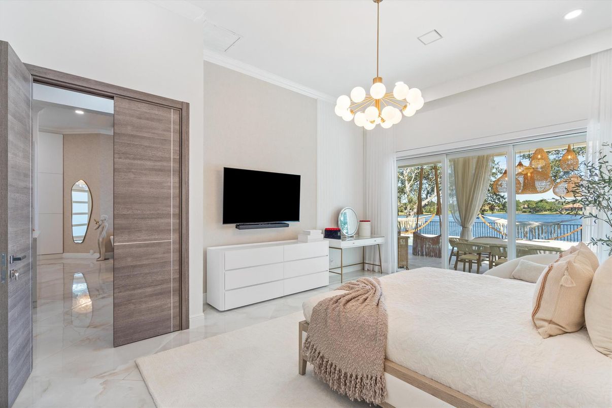 Bedroom, Interior, Marble, Pendant Lights, Recessed Lighting, Water