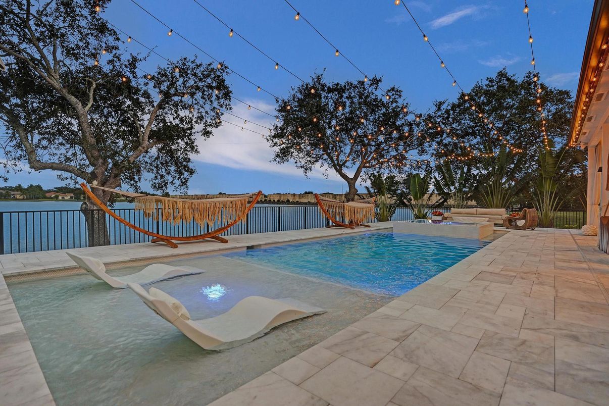 Exterior, Pool, Water