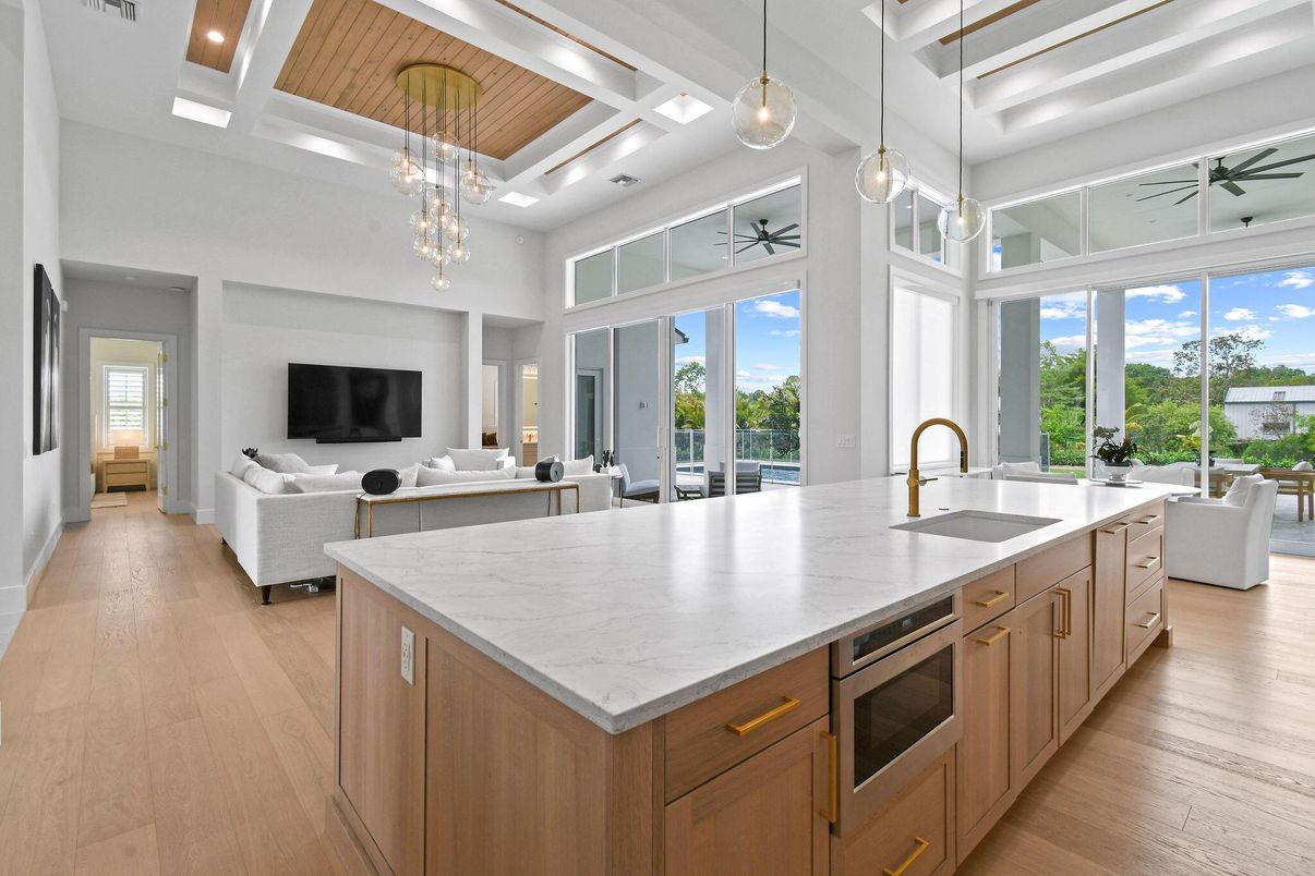 Chandelier, Interior, Kitchen, Living room, Pendant Lights, Recessed Lighting, Wooden Ceilings, Wood Texture Flooring