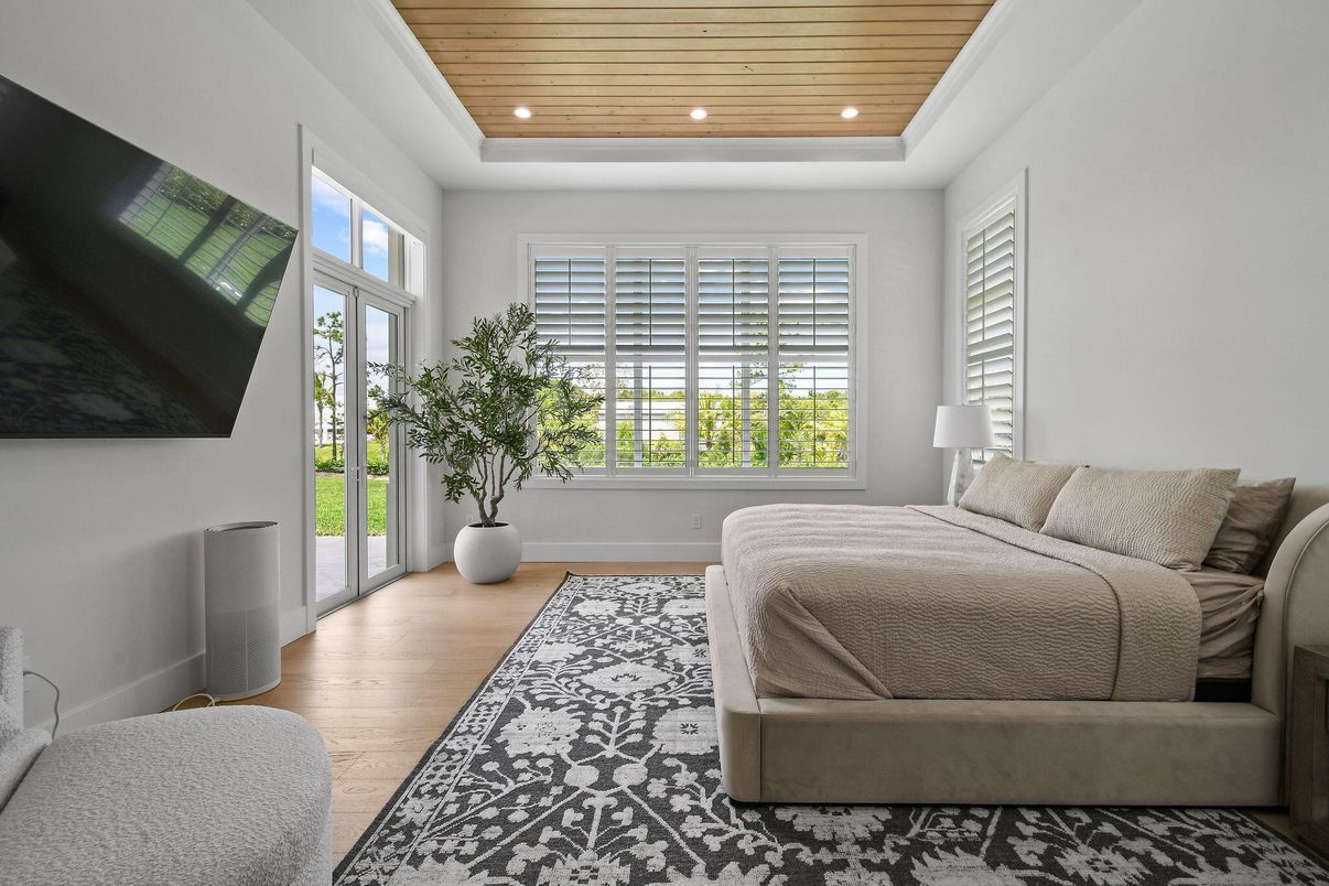 Bedroom, Interior, Recessed Lighting, Wooden Ceilings, Wood Texture Flooring