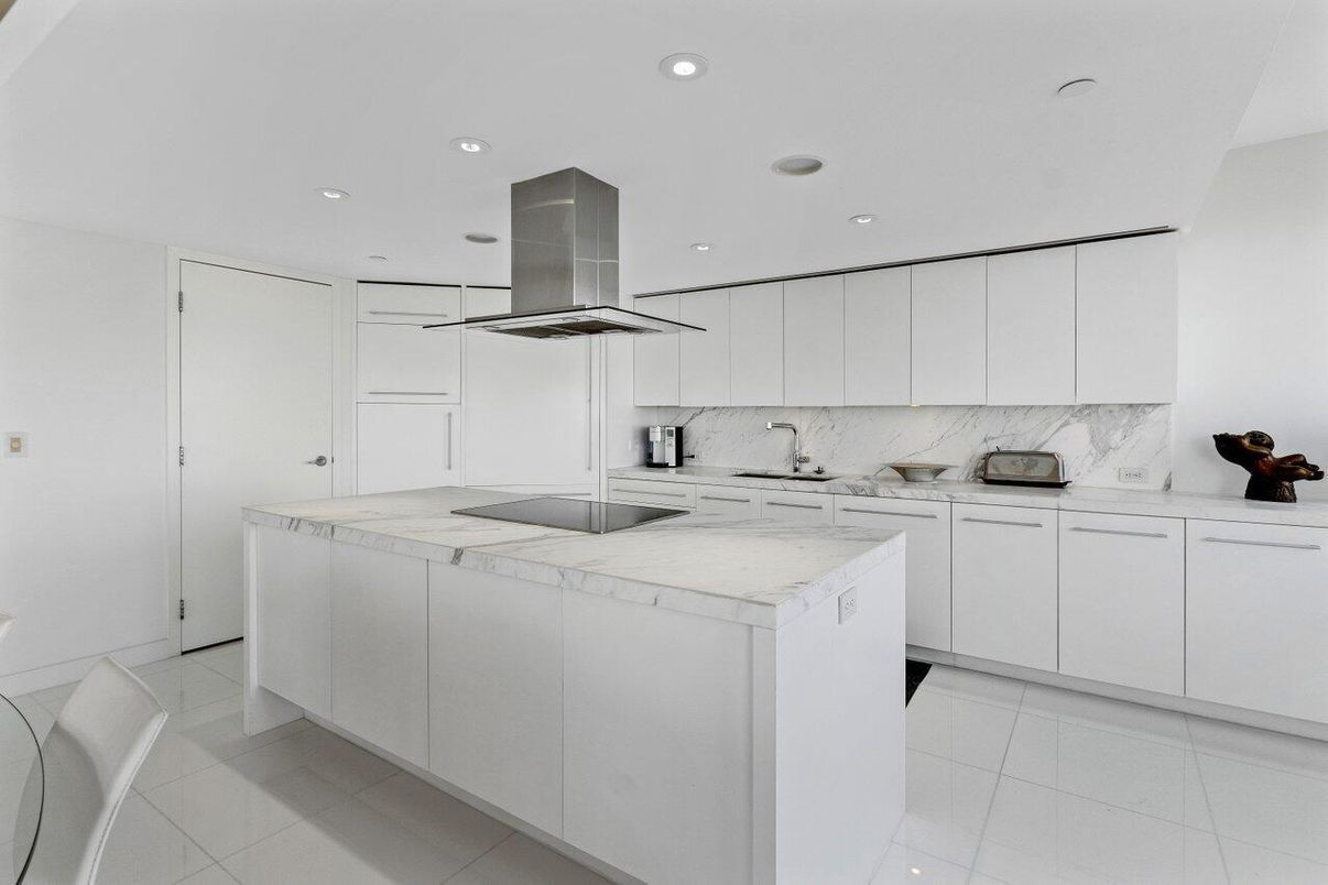 Interior, Kitchen, Marble Walls, Recessed Lighting