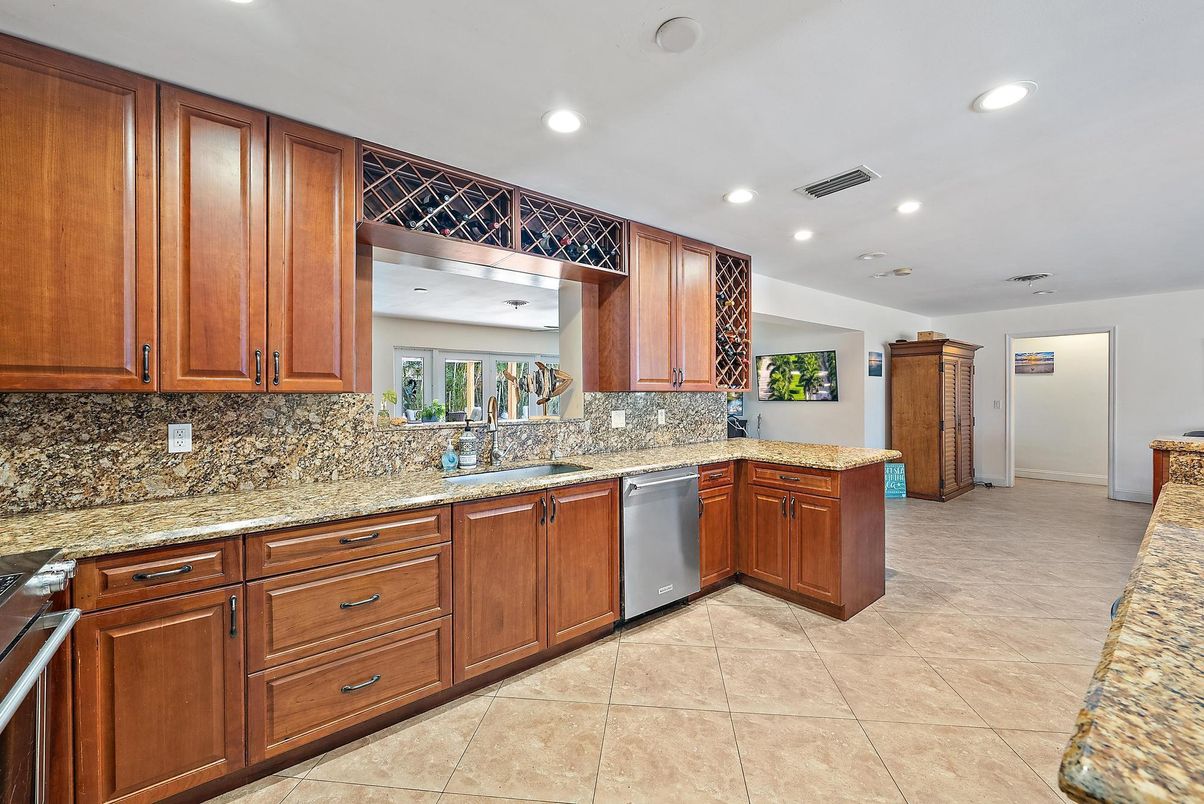 Interior, Kitchen, Recessed Lighting