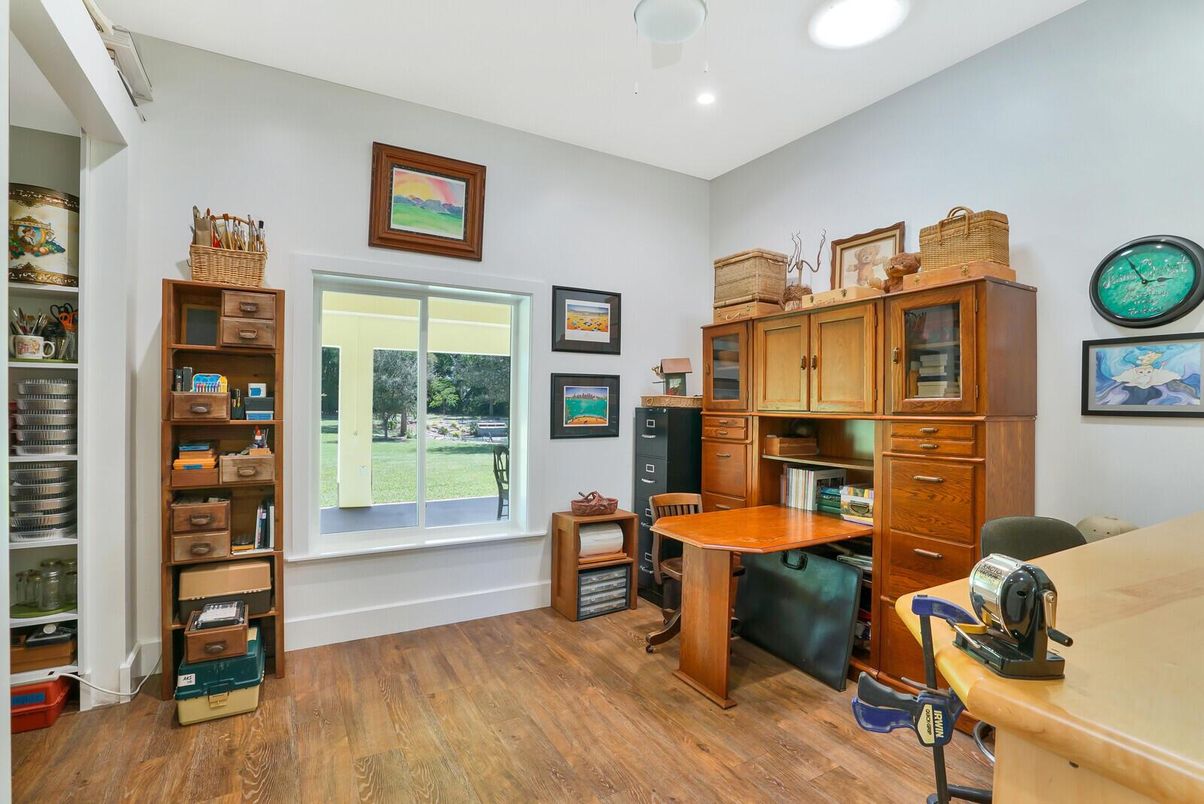 Home Office, Interior, Recessed Lighting, Wood Texture Flooring