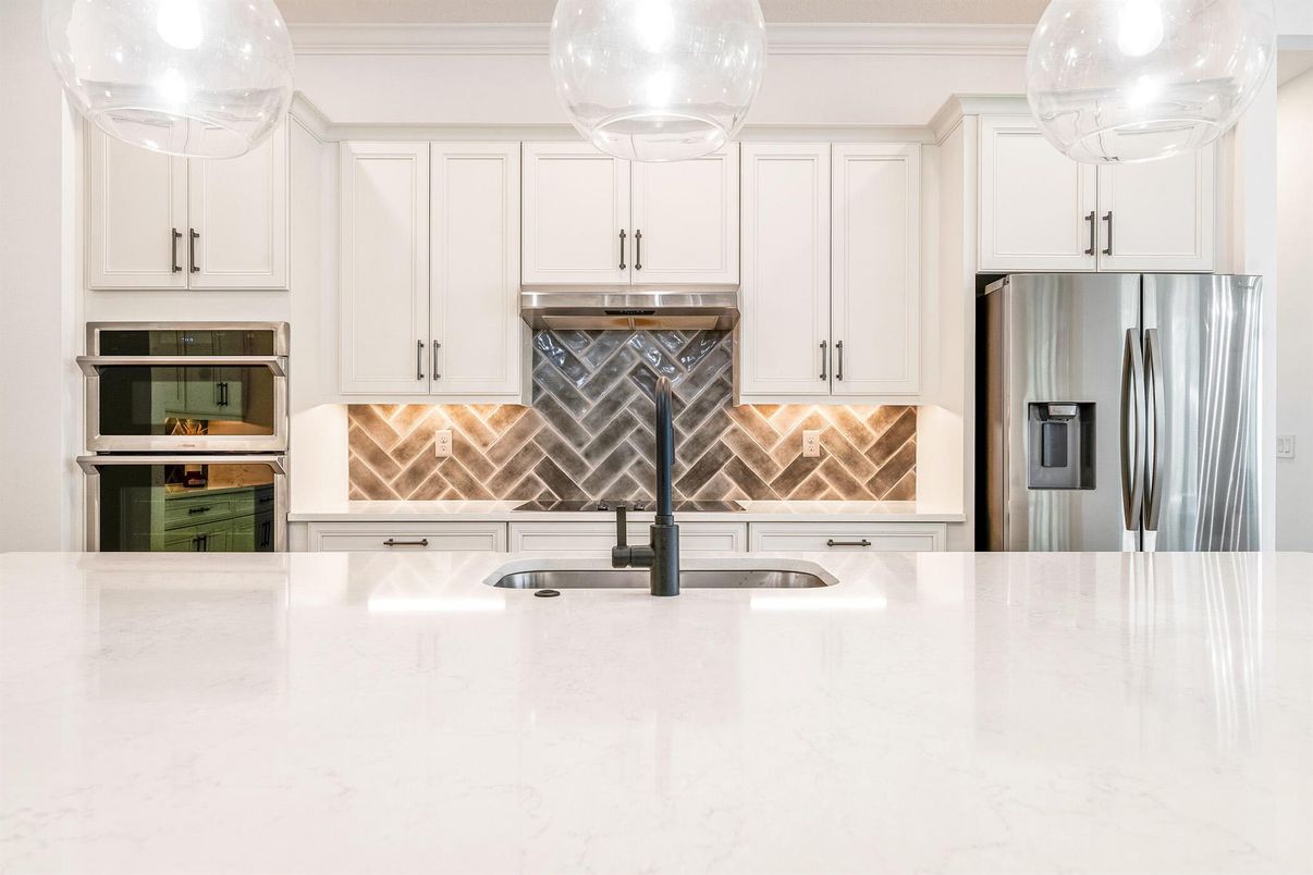 Interior, Kitchen, Pendant Lights