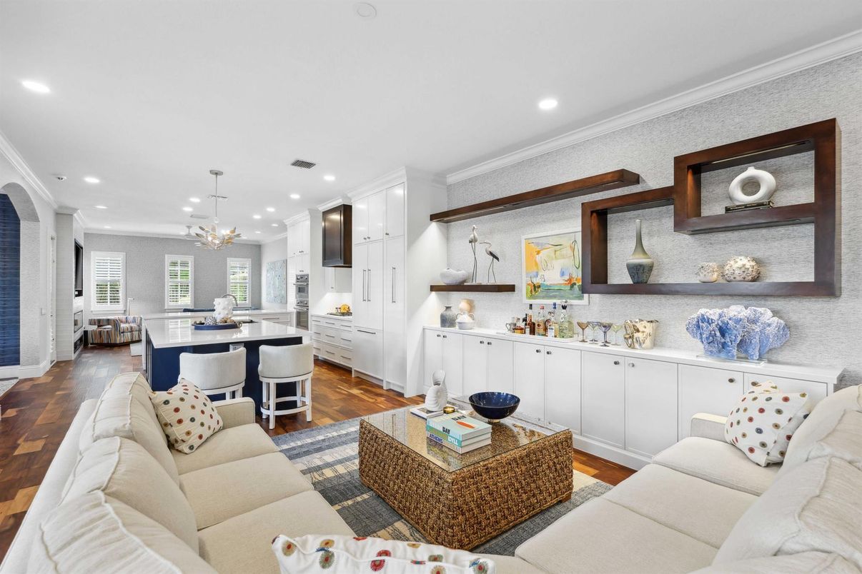Dining room, Interior, Kitchen, Living room, Pendant Lights, Recessed Lighting, Wood Texture Flooring
