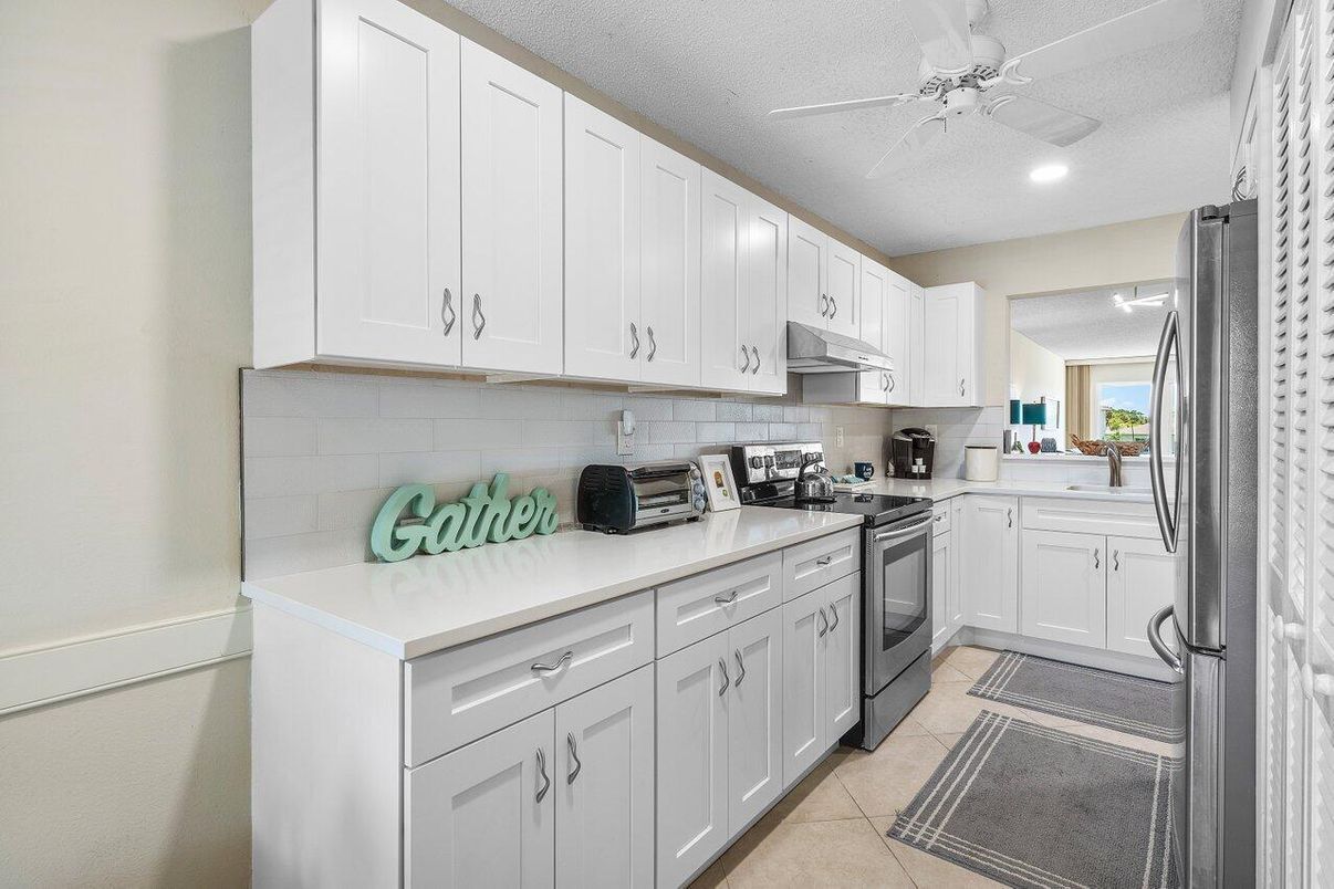 Interior, Kitchen, Recessed Lighting