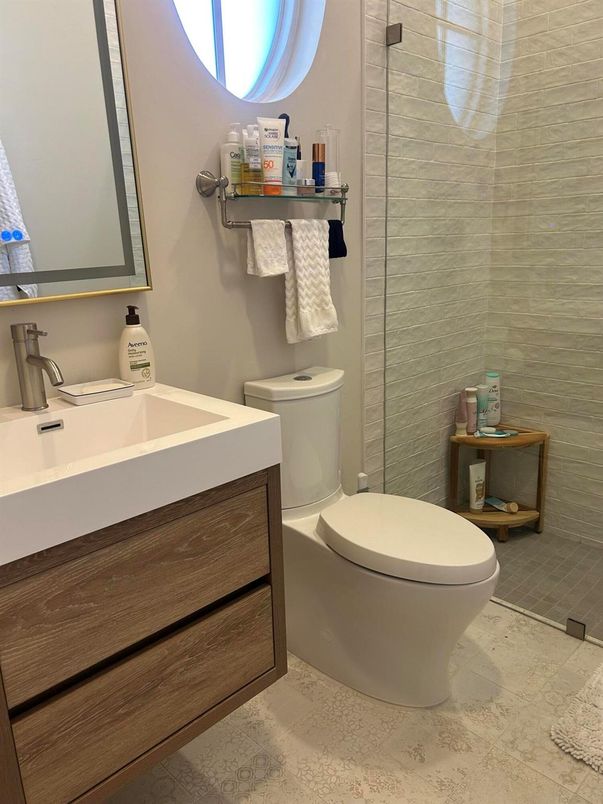Bathroom, Glass Shower, Interior