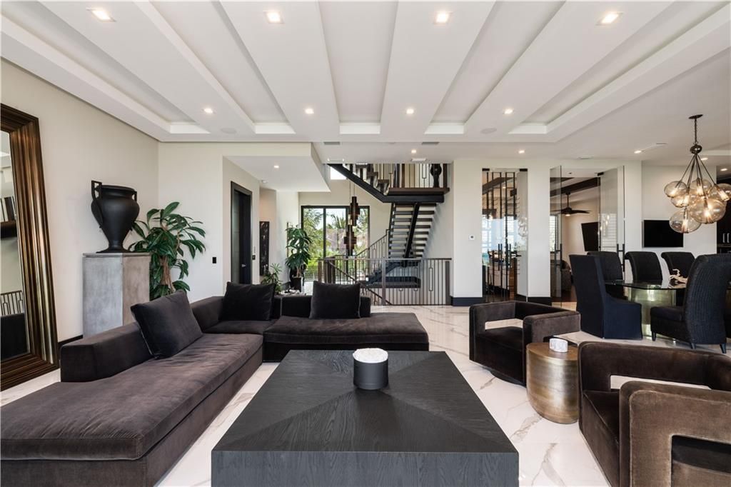 Dining room, Interior, Living room, Pendant Lights, Recessed Lighting