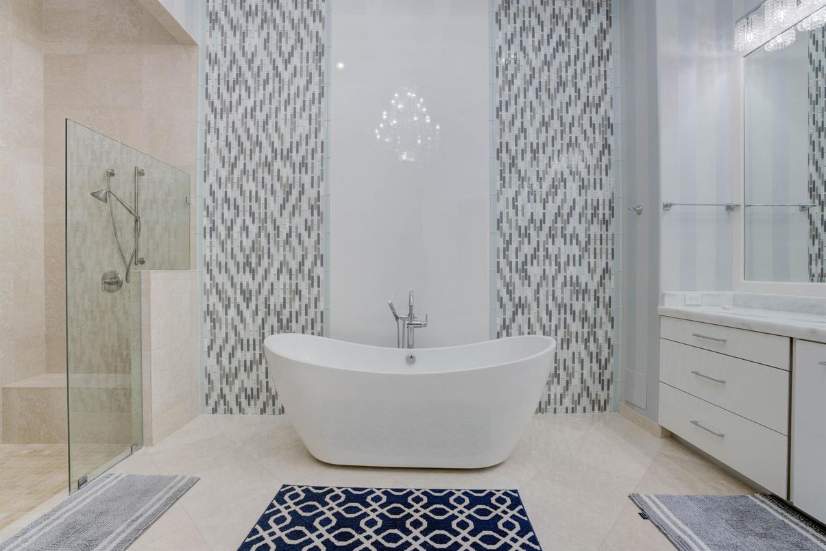 Bathroom, Free Standing Baths, Glass Shower, Interior