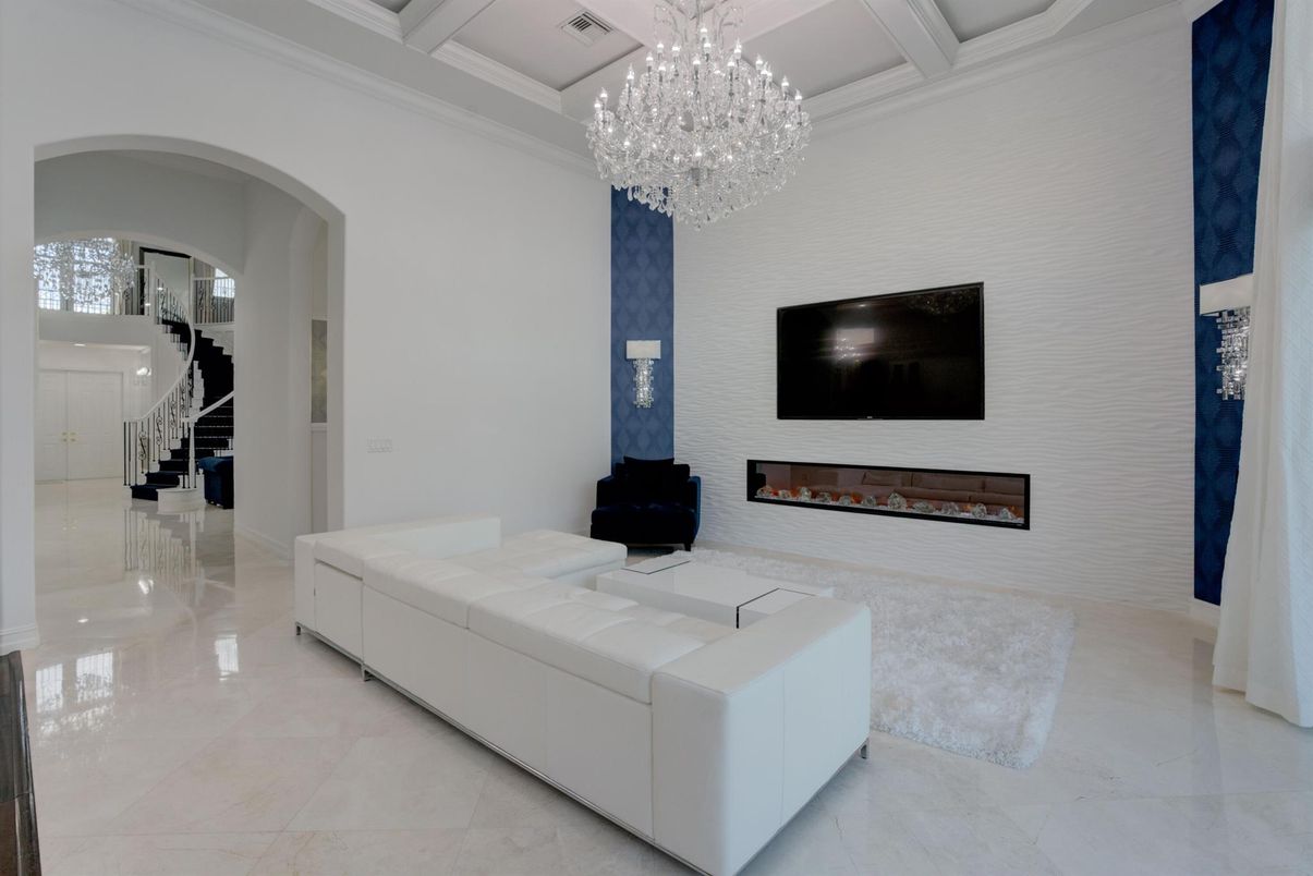 Chandelier, Fireplace, Interior, Living room