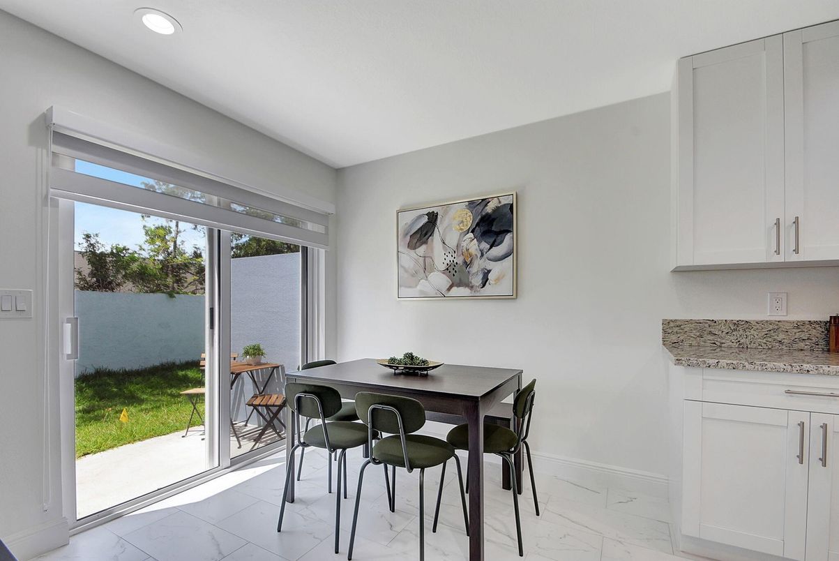 Dining room, Interior, Marble, Recessed Lighting, Water