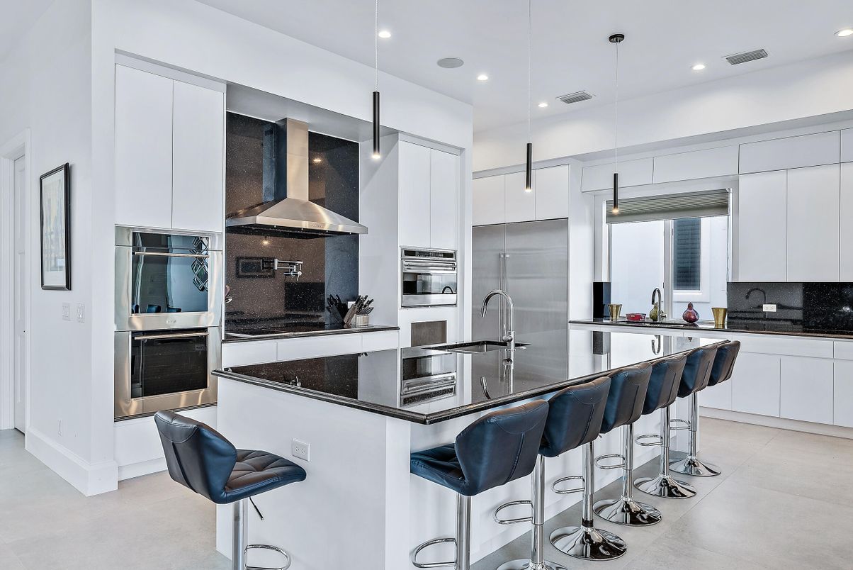 Interior, Kitchen, Pendant Lights, Recessed Lighting, Stainless Steel Appliances