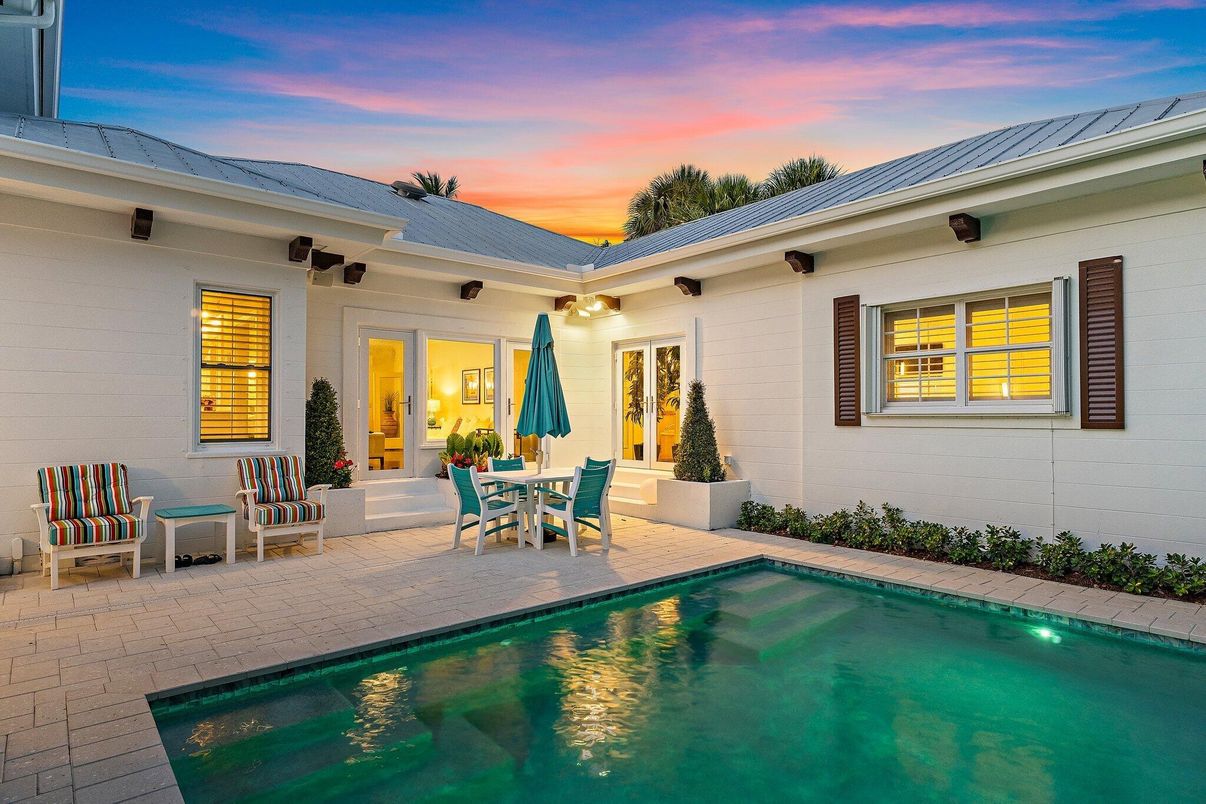 Exterior, Pool, Solar Panels