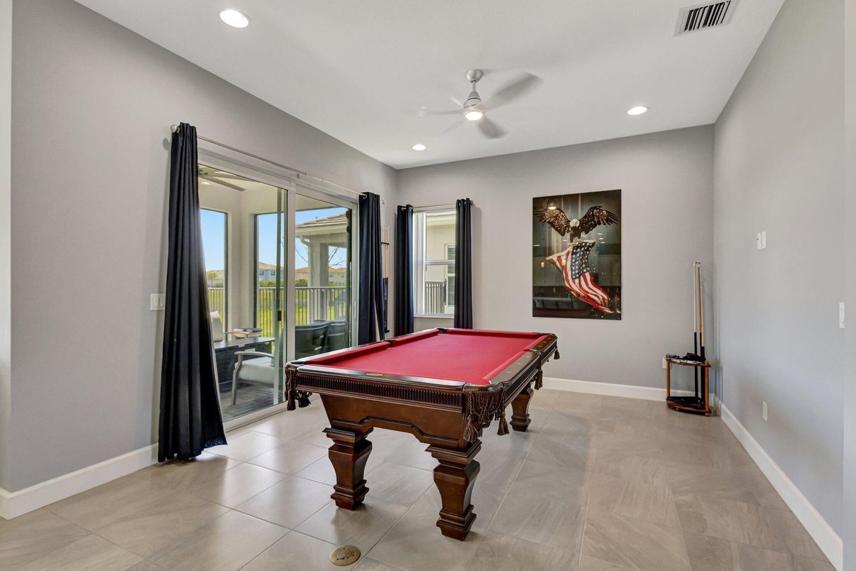 Billiard Table, Game Room, Interior, Recessed Lighting