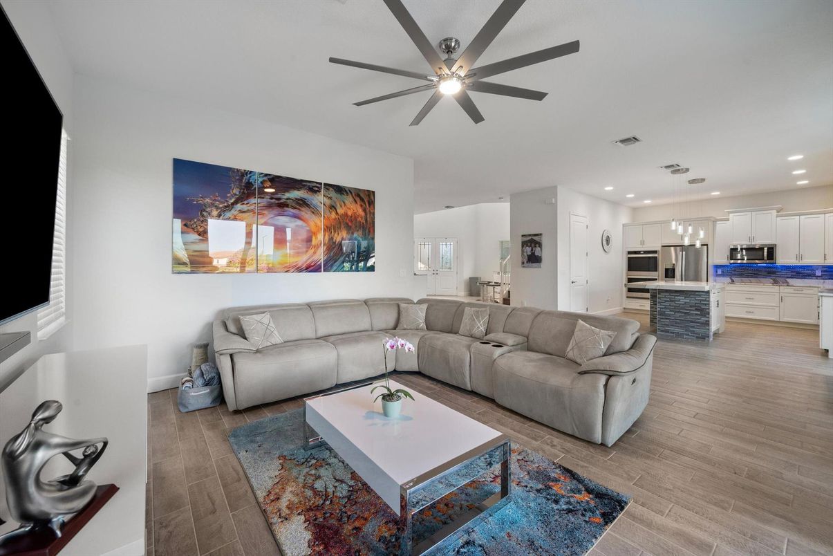 Interior, Kitchen, Living room, Pendant Lights, Recessed Lighting, Stainless Steel Appliances, Wood Texture Flooring