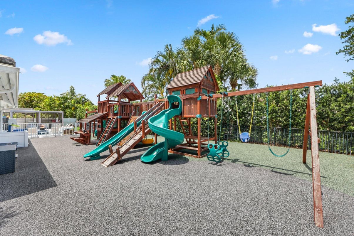 Backyard, Exterior, Playground