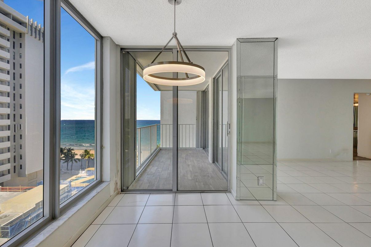 Interior, Pendant Lights, Water