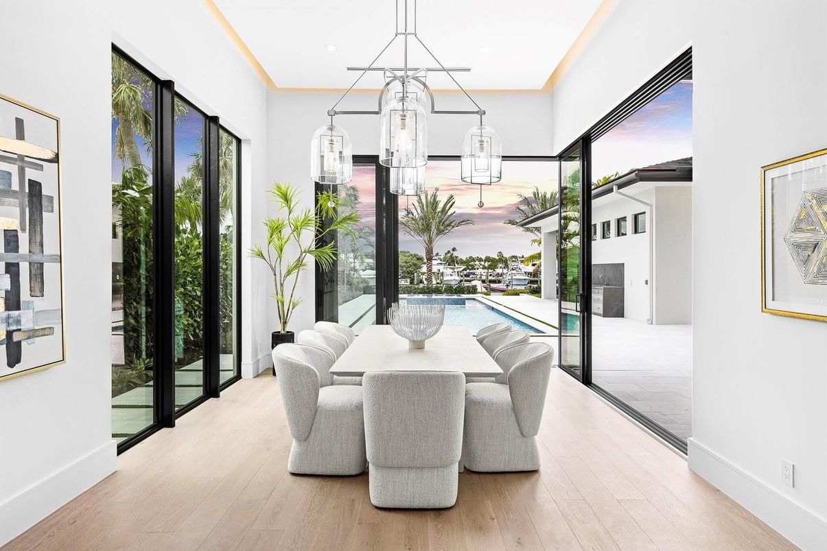 Dining room, Fireplace, Interior, Pendant Lights, Wood Texture Flooring