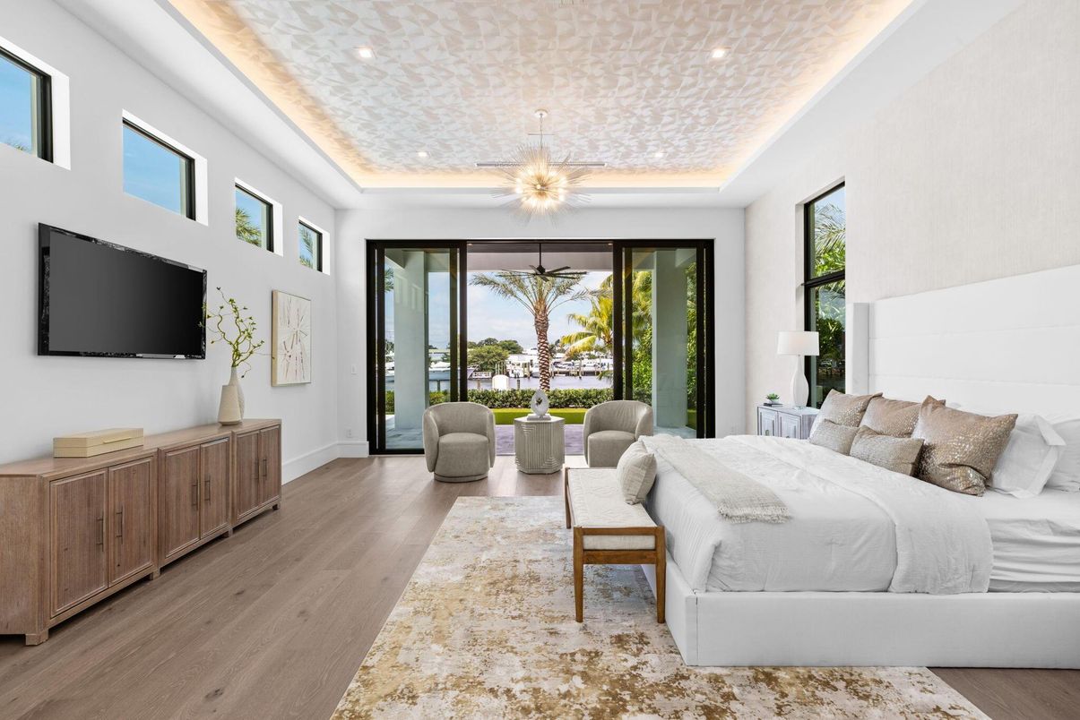 Bedroom, Interior, Pendant Lights, Recessed Lighting, Wood Texture Flooring